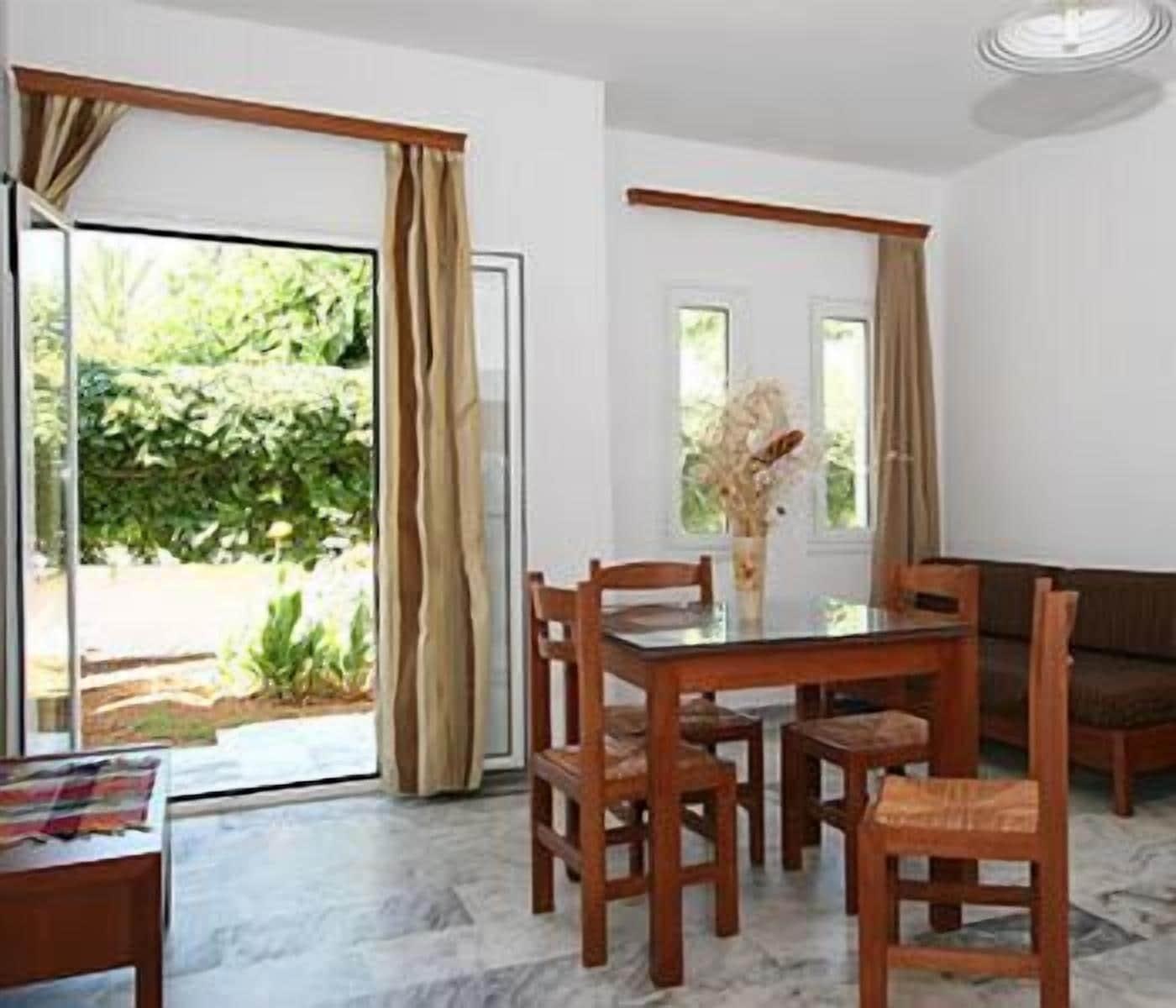 Nontas Suites Agioi Apostoli  Esterno foto